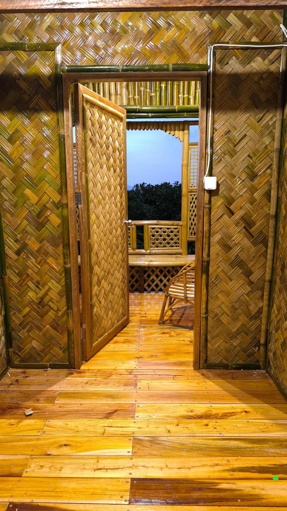Ocean Green Eco Lodge Puerto Princesa Eksteriør billede