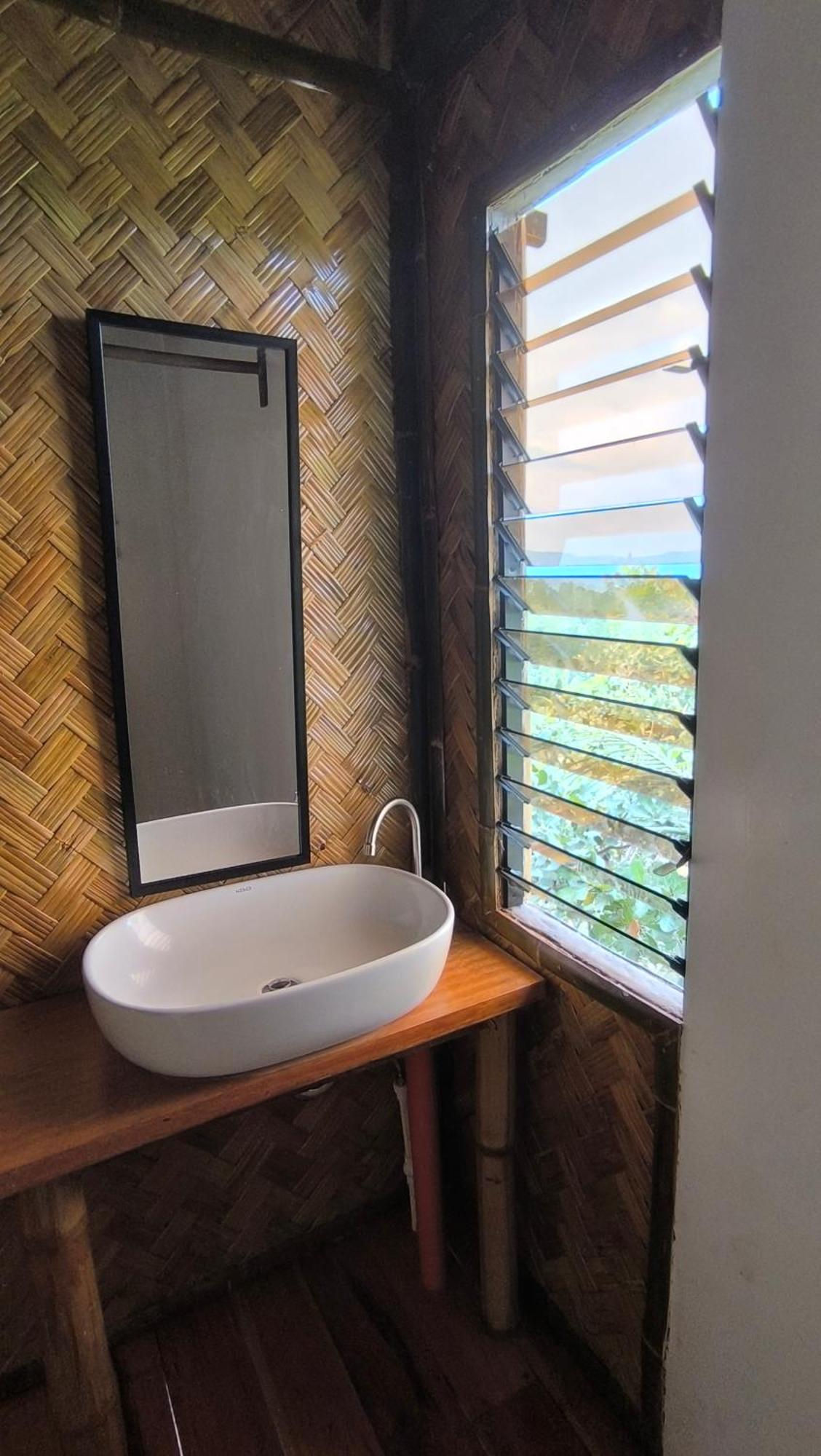 Ocean Green Eco Lodge Puerto Princesa Eksteriør billede