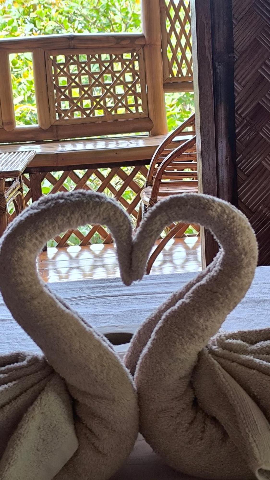 Ocean Green Eco Lodge Puerto Princesa Eksteriør billede